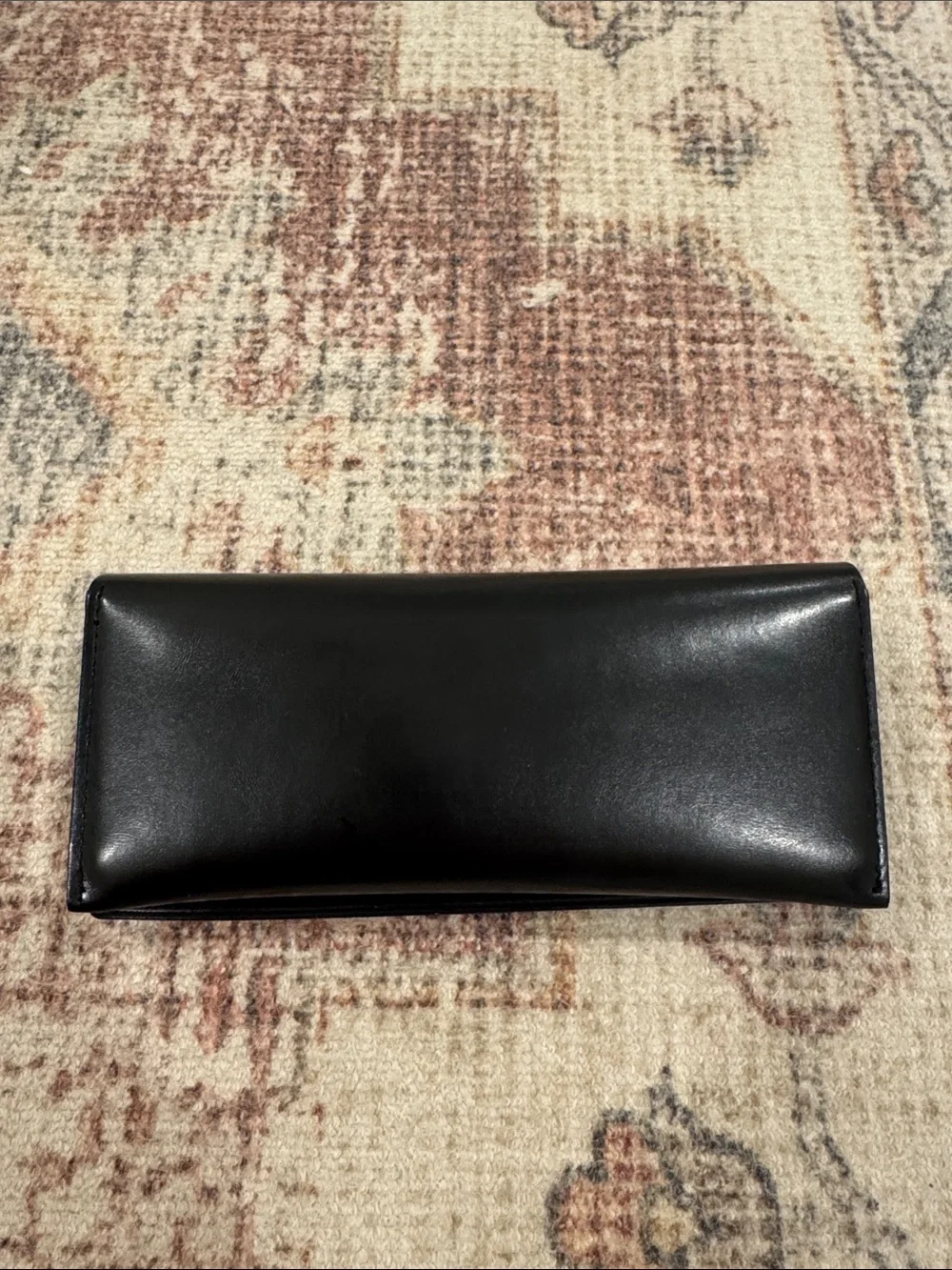 Saint Laurent authentic saint
